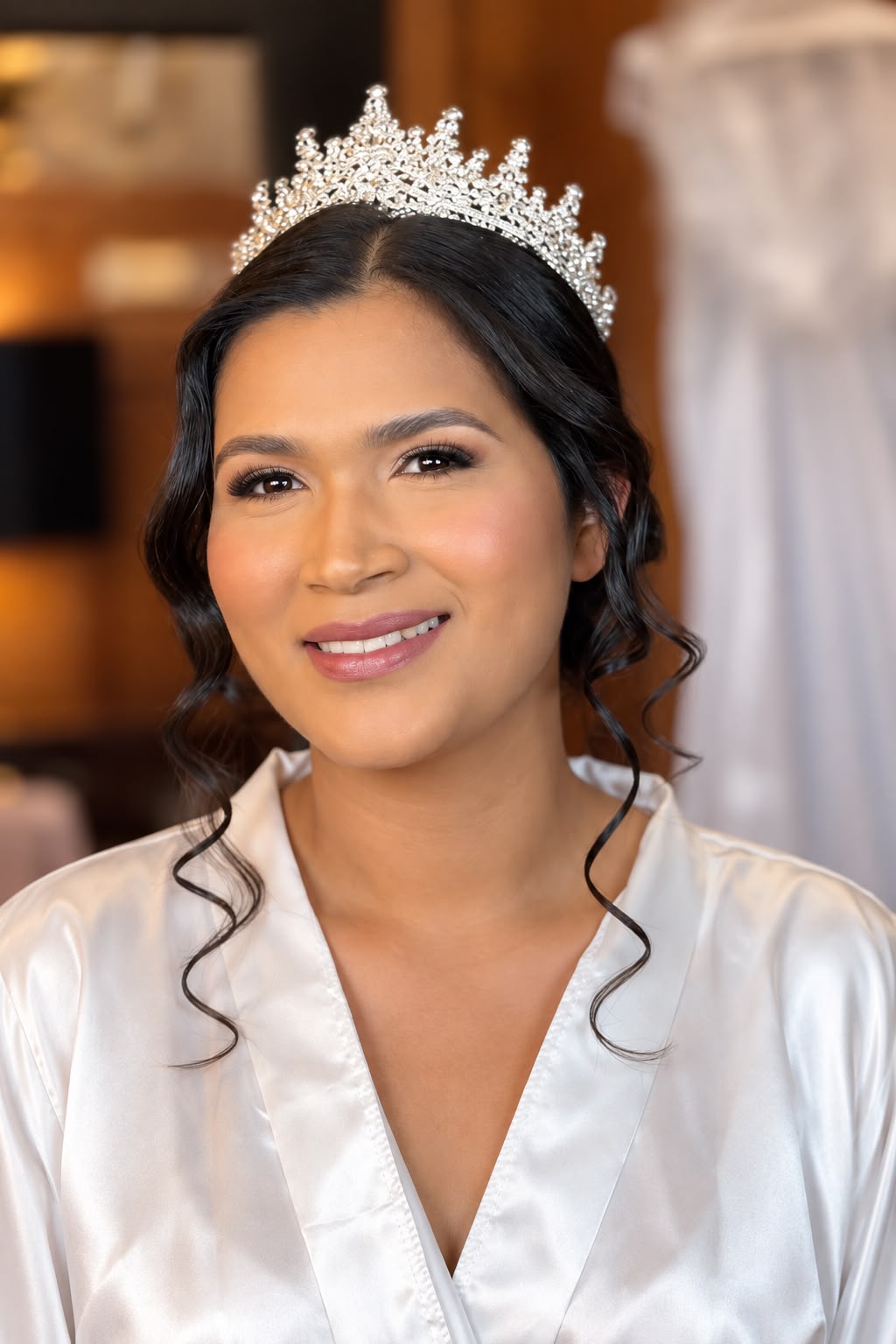 Novias: maquillaje y peinado, look 5